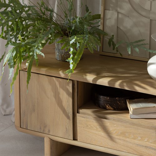 TV & Entertainment Units