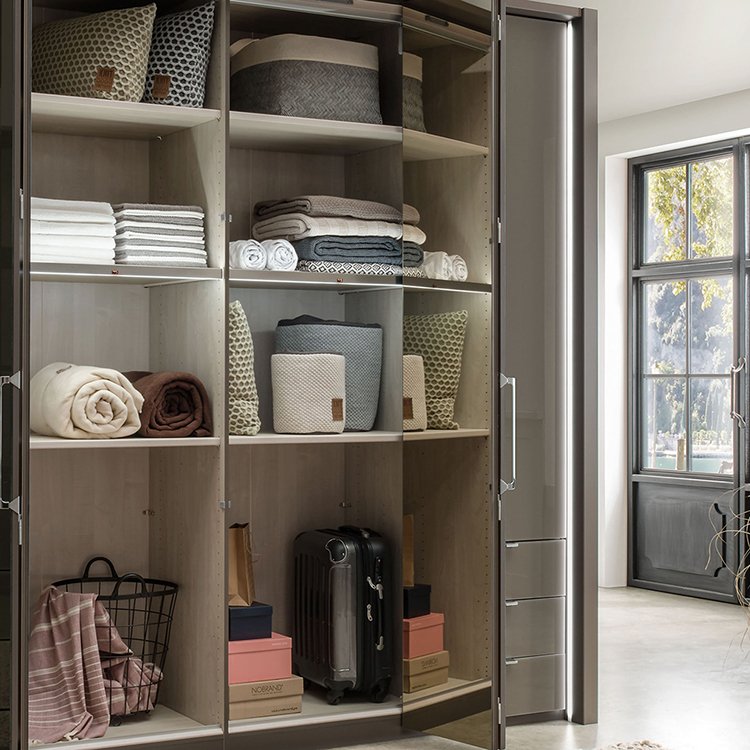 Wiemann Wardrobes Wiemann Kansas SemiFitted Wardrobe Lees of Grimsby