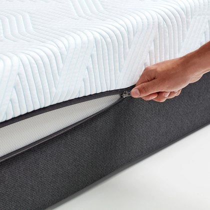 TEMPUR Pro® Luxe SmartCool™ Mattress