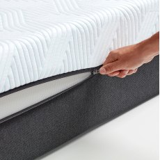 TEMPUR Pro® Luxe SmartCool™ Mattress