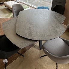 Kheops Extending Dining Table and 4 Chairs