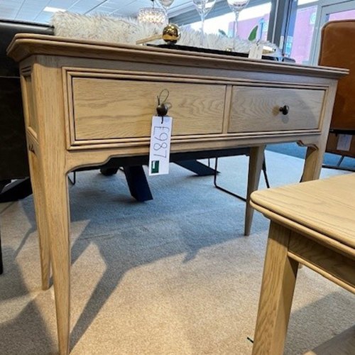 console table