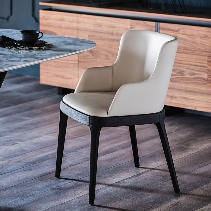 magda dining chair