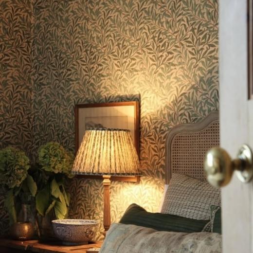 A moment for Morris @wmorrisandco 🤎 Adorned with timeless elegance and intricate details that tell...